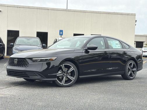 Crystal Black Pearl 2026 Honda Accord Hybrid Sport