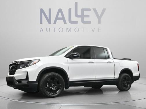 Platinum White Pearl 2024 Honda Ridgeline Black