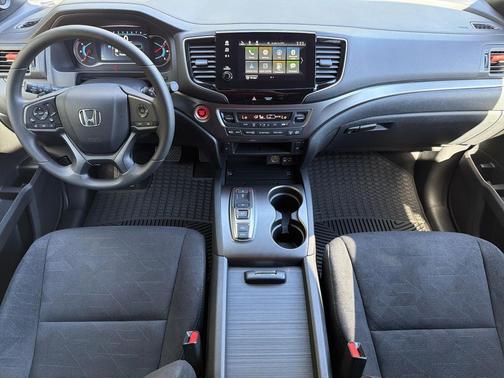 Crystal Black Pearl 2022 Honda Pilot 2WD Sport