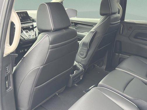 Modern Steel Metallic 2026 Honda Odyssey Touring
