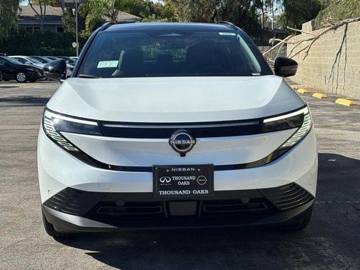 2026 Nissan Leaf PLATINUM+