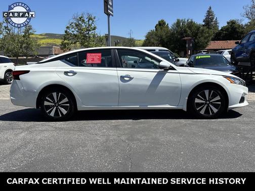 2022 Nissan Altima 2.5 SV