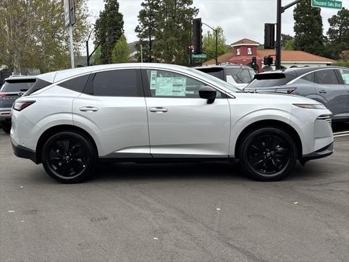 2025 Nissan Murano SV