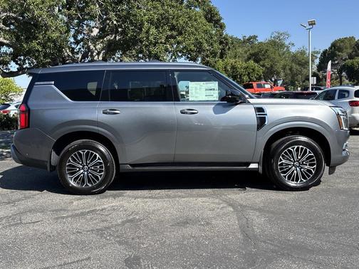 2025 Nissan Armada Platinum 4WD