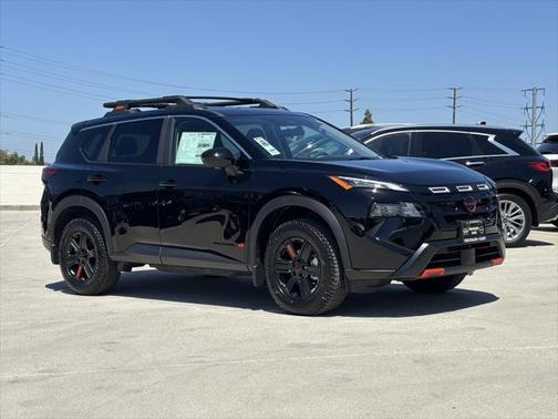 2025 Nissan Rogue Rock Creek