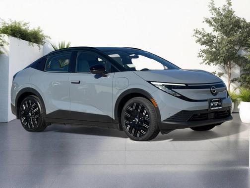 2026 Nissan Leaf PLATINUM+