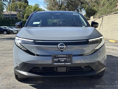 2026 Nissan Leaf PLATINUM+