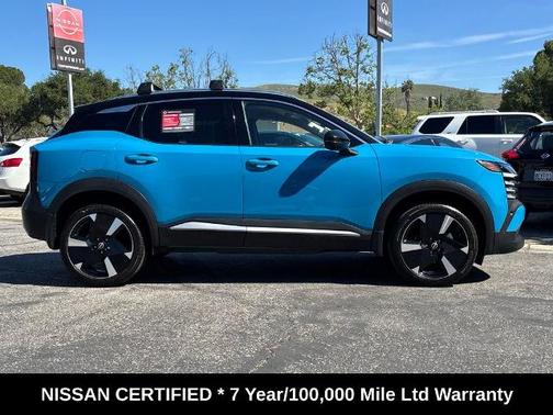 2t Ice Blk Roof 2025 Nissan Kicks SR