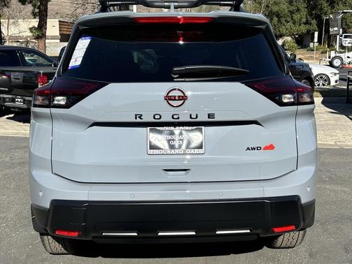 2025 Nissan Rogue Rock Creek