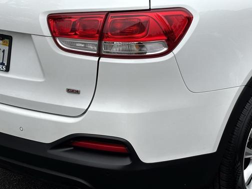 2018 Kia Sorento LX