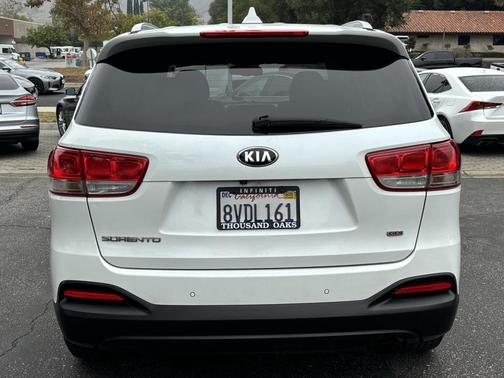 2018 Kia Sorento LX