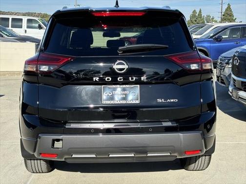 2025 Nissan Rogue SL