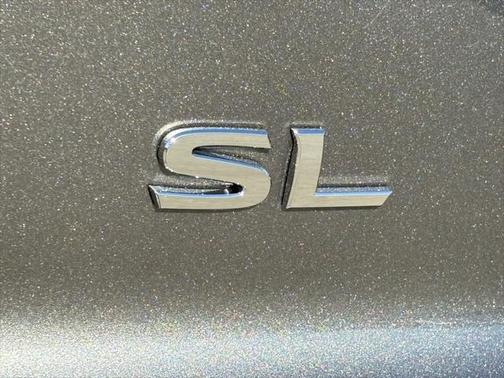 2025 Nissan Pathfinder SL FWD
