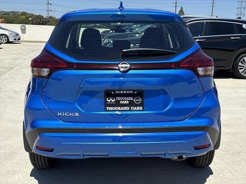 2025 Nissan Kicks S