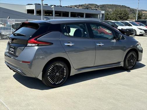 2025 Nissan Leaf SV PLUS