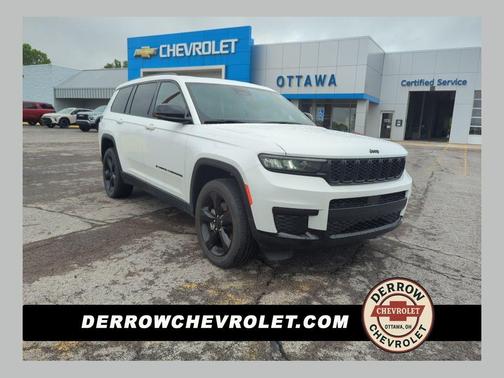 Bright White Clearcoat 2022 Jeep Grand Cherokee L Laredo