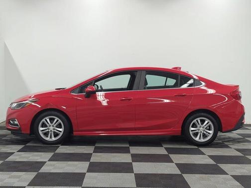 Red 2017 Chevrolet Cruze LT