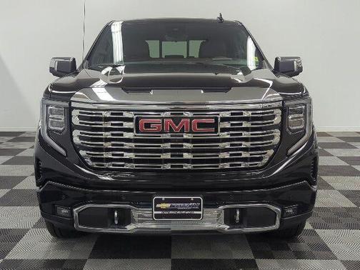 Black 2025 GMC Sierra 1500 Denali
