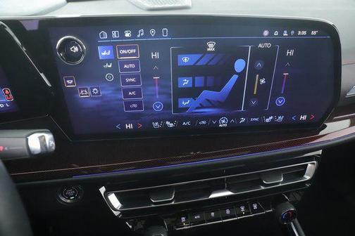 Black 2025 Chevrolet Traverse RS