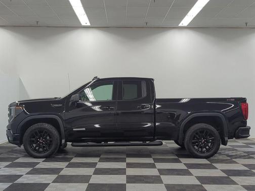 Onyx Black 2023 GMC Sierra 1500 Elevation