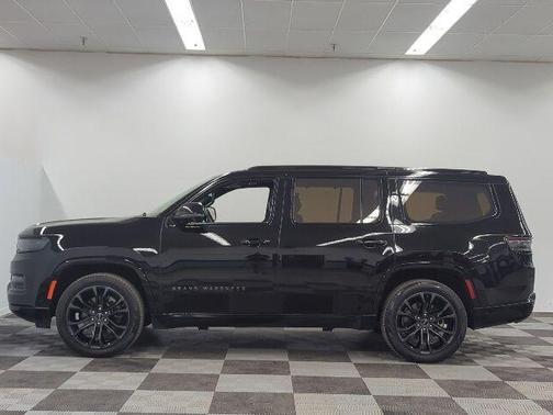 Diamond Black 2023 Jeep Grand Wagoneer Series III