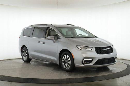 2021 Chrysler Pacifica Hybrid Touring L
