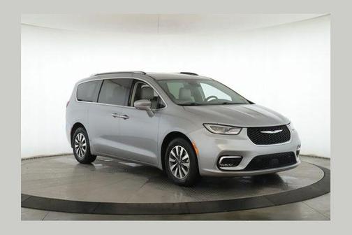 2021 Chrysler Pacifica Hybrid Touring L