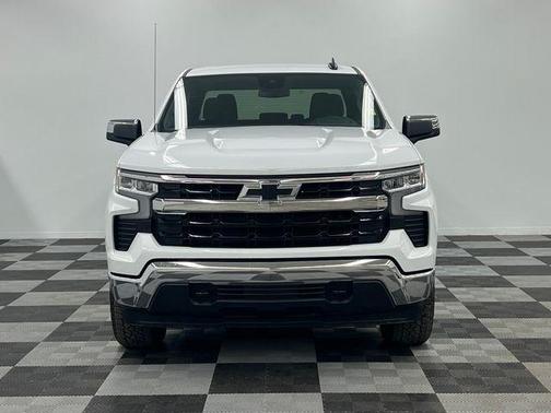 Summit White 2026 Chevrolet Silverado 1500 LT