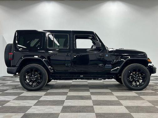 2025 Jeep Wrangler 4xe Sahara