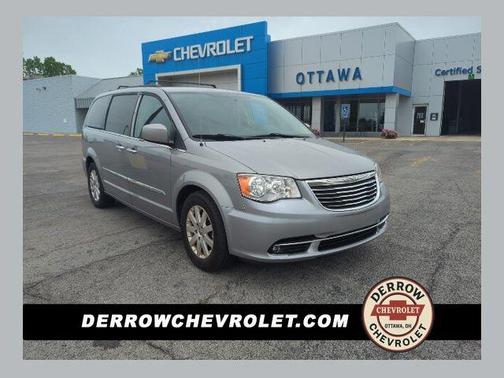 Billet Silver Metallic Clearcoat 2016 Chrysler Town & Country Touring