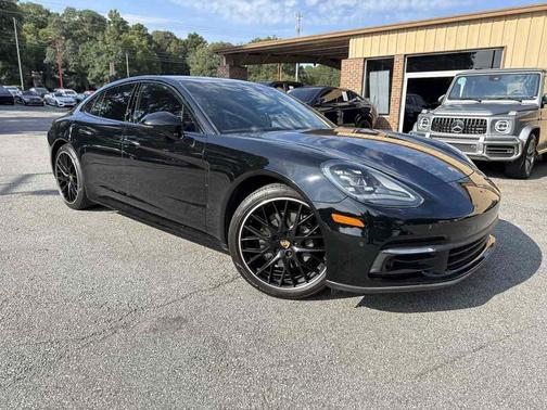 2018 Porsche Panamera 4S