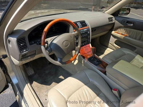 2000 Lexus LS 400 BASE