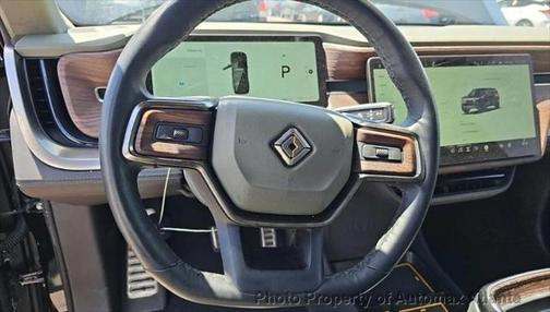 2023 Rivian R1S Adventure