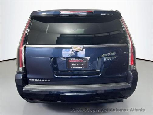 2019 Cadillac Escalade Platinum