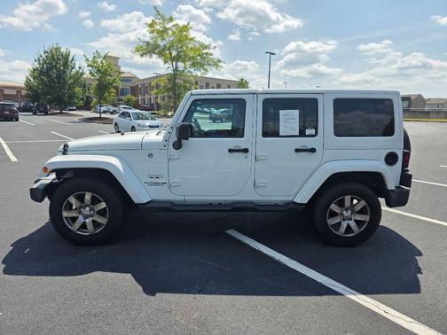 2017 Jeep Wrangler Unlimited Sahara