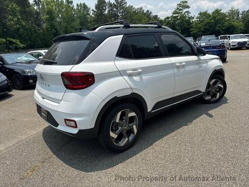2022 Hyundai VENUE Limited