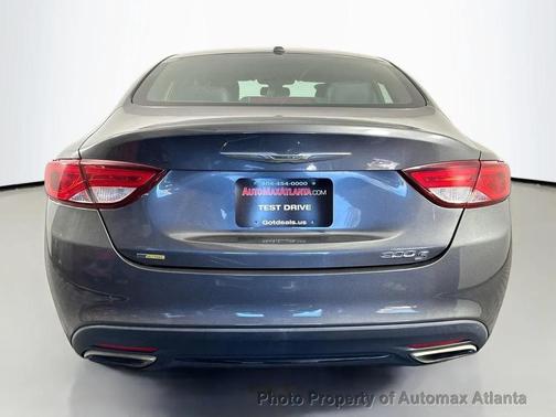 2015 Chrysler 200 S