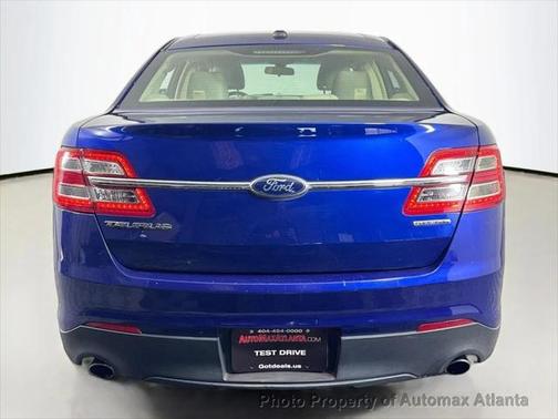 2013 Ford Taurus SE
