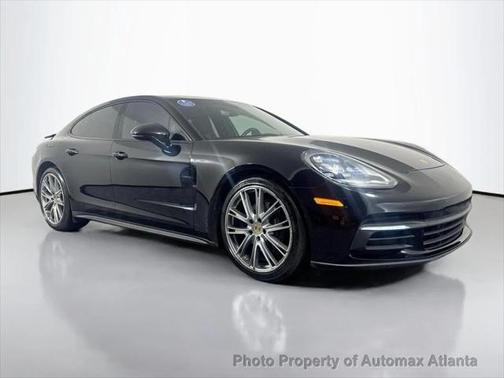 2020 Porsche Panamera BASE