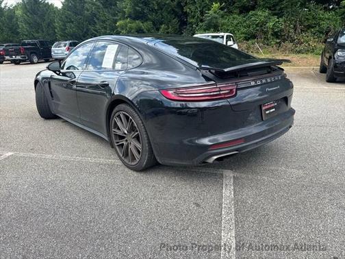 2020 Porsche Panamera BASE
