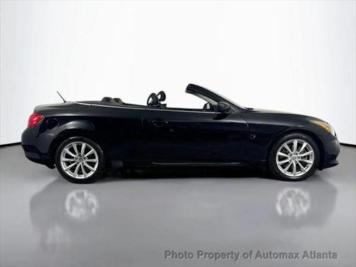 2014 INFINITI Q60 Base