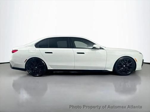 2023 BMW 760 i xDrive