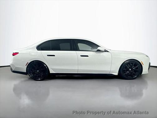 2023 BMW 760 i xDrive