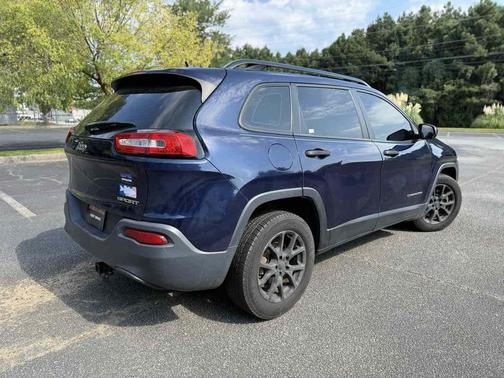 2015 Jeep Cherokee Sport
