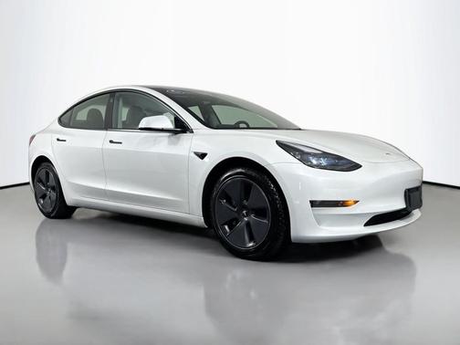 2023 Tesla Model 3 Standard Range