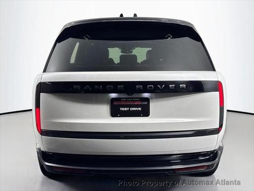 2024 Land Rover Range Rover P530 SE