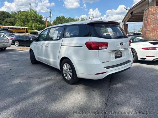 2017 Kia Sedona L