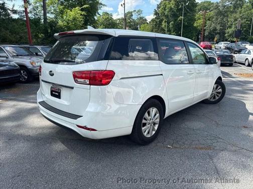 2017 Kia Sedona L