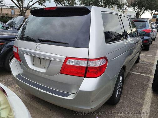 Photo 1 of 3 of 2006 Honda Odyssey LX