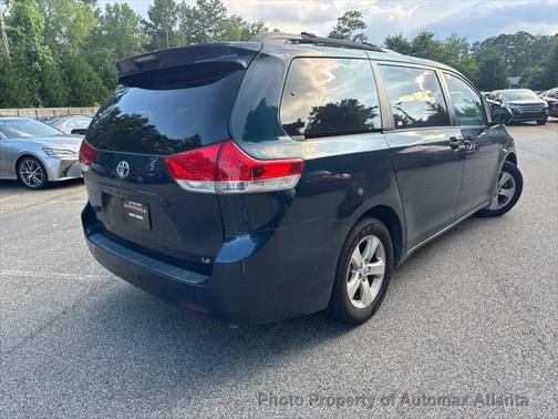 2012 Toyota Sienna LE